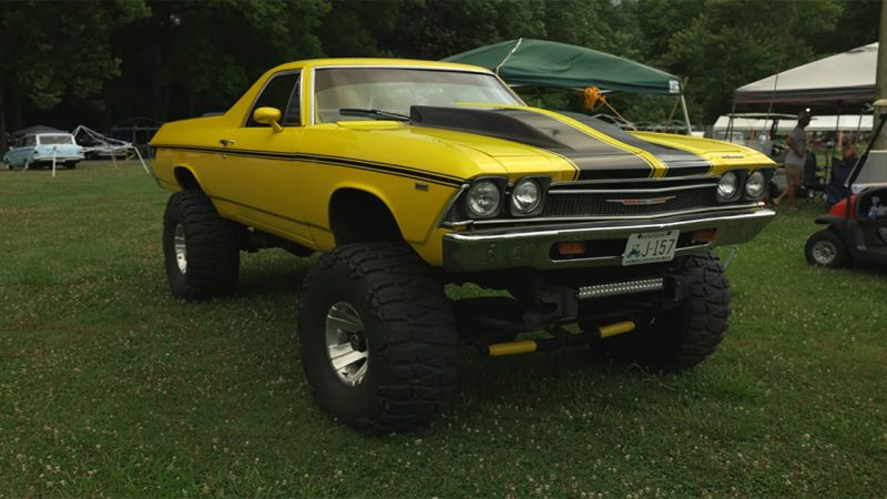 Giant El Camino 4×4 Blends Together the Best of Chevy for Tiny Monster Truck Presence